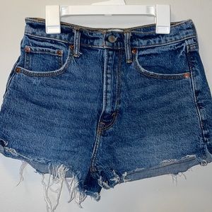 Abercrombie & Fitch, The Mom Short, High Rise, size 0/25